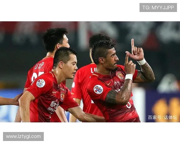 五大联赛全面解析：聚焦豪门争霸与赛季关键战局深度洞察